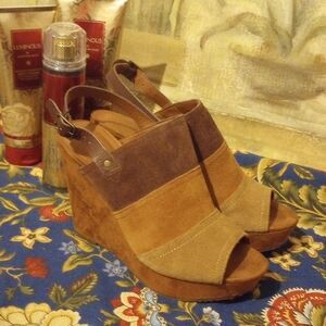 Lucky Brand Brown Suede Wedges!*